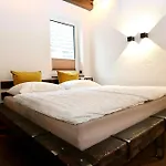 Strand Chalet
