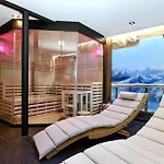 Strand Chalet